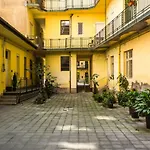 Premium Serviced Residences- Nyari Pal Utca
