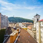 Premium Serviced Residences- Nyari Pal Utca